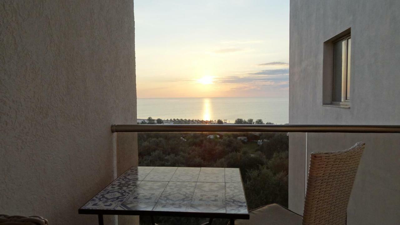 Azzurre Residence Mamaia Bagian luar foto